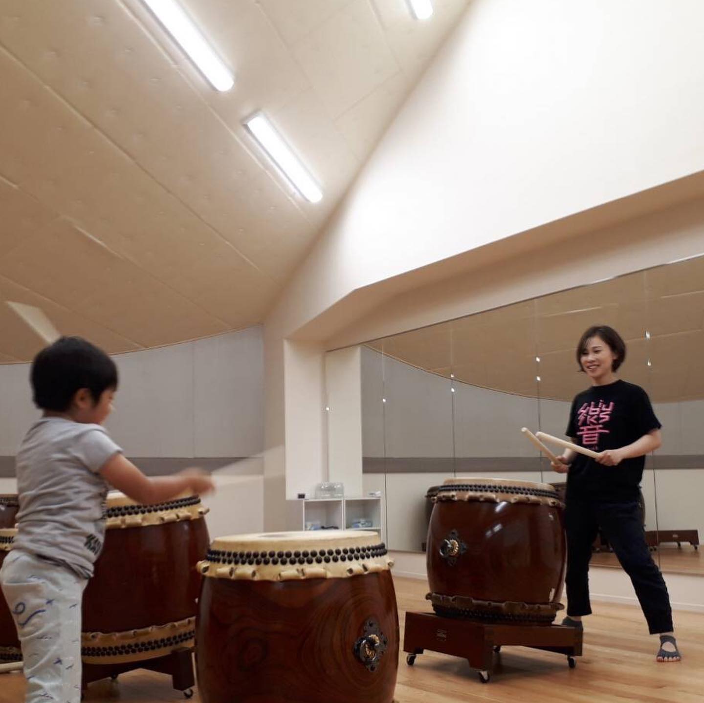【Miyamoto Unosuke】HIBIKUS – A Taiko School For the New Sounds of Spring