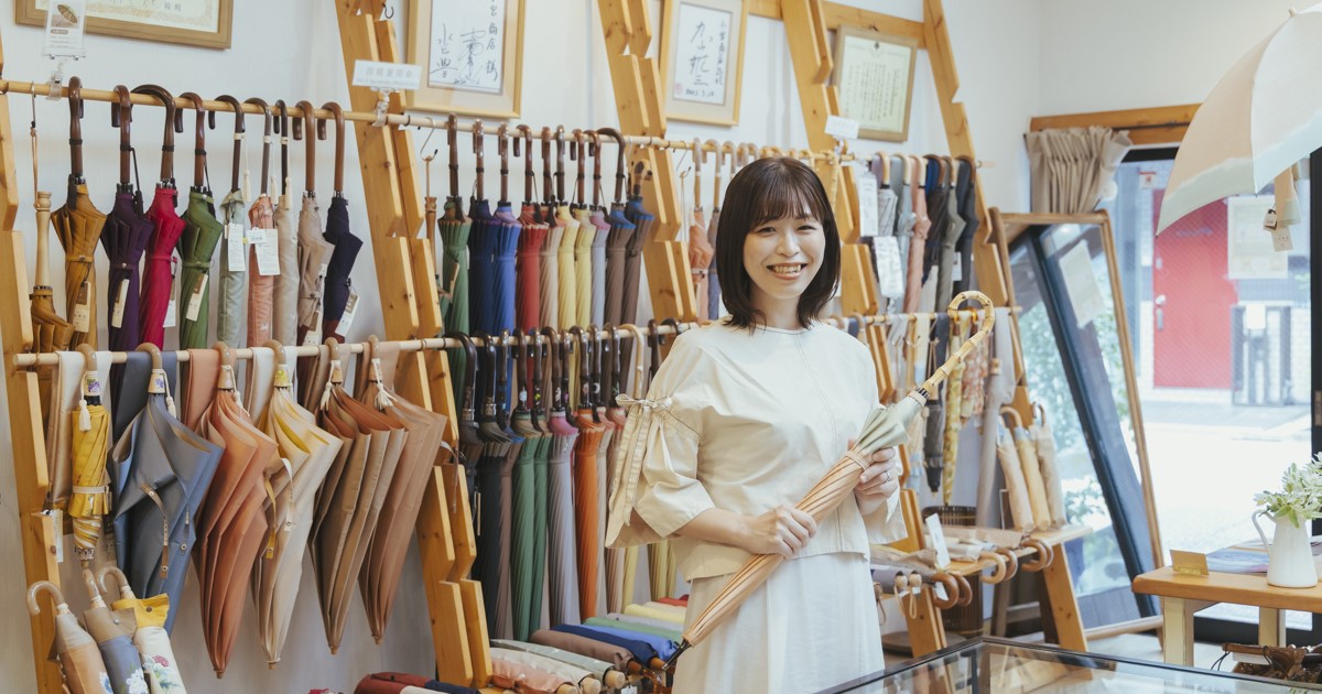 [The Next Generation] Komiya Shoten’s Brand Manager on Unlocking the Charm and Potential of the Tokyo Umbrella