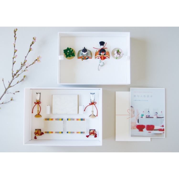 [Matsuzaki Doll] A Palm-Sized Pair of Charming Hina Dolls for Seasonal Interior Display