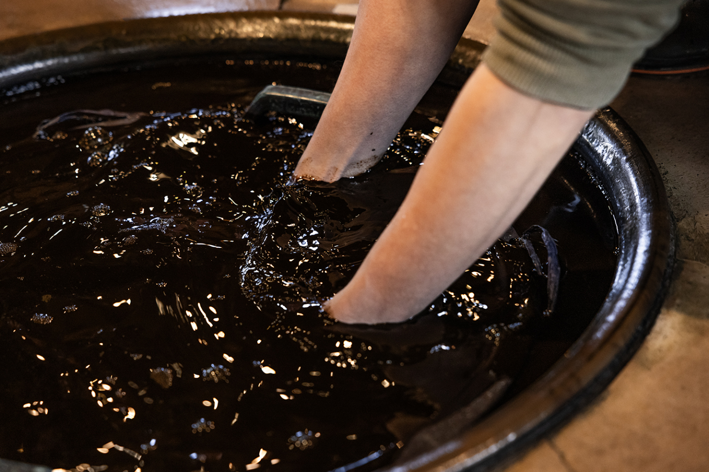 [The Next Generation] Dyeing Manager Hironori Kamei’s Vision at Murata Dyeing INDUSTRY (KOSOEN)